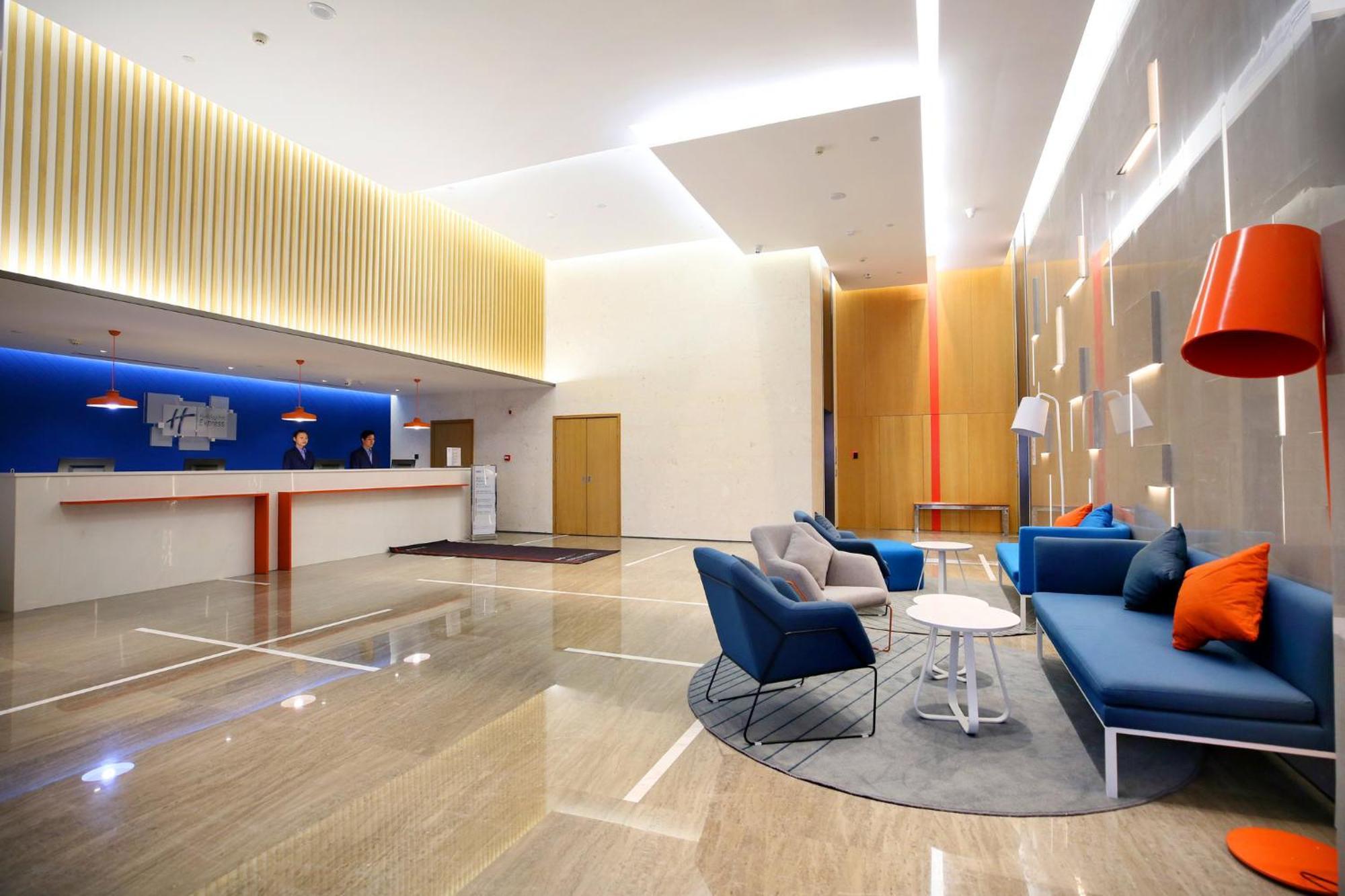 Holiday Inn Express Chengdu North Railway Station By Ihg - Near Panda Base, Near Chunxi Road Exterior photo