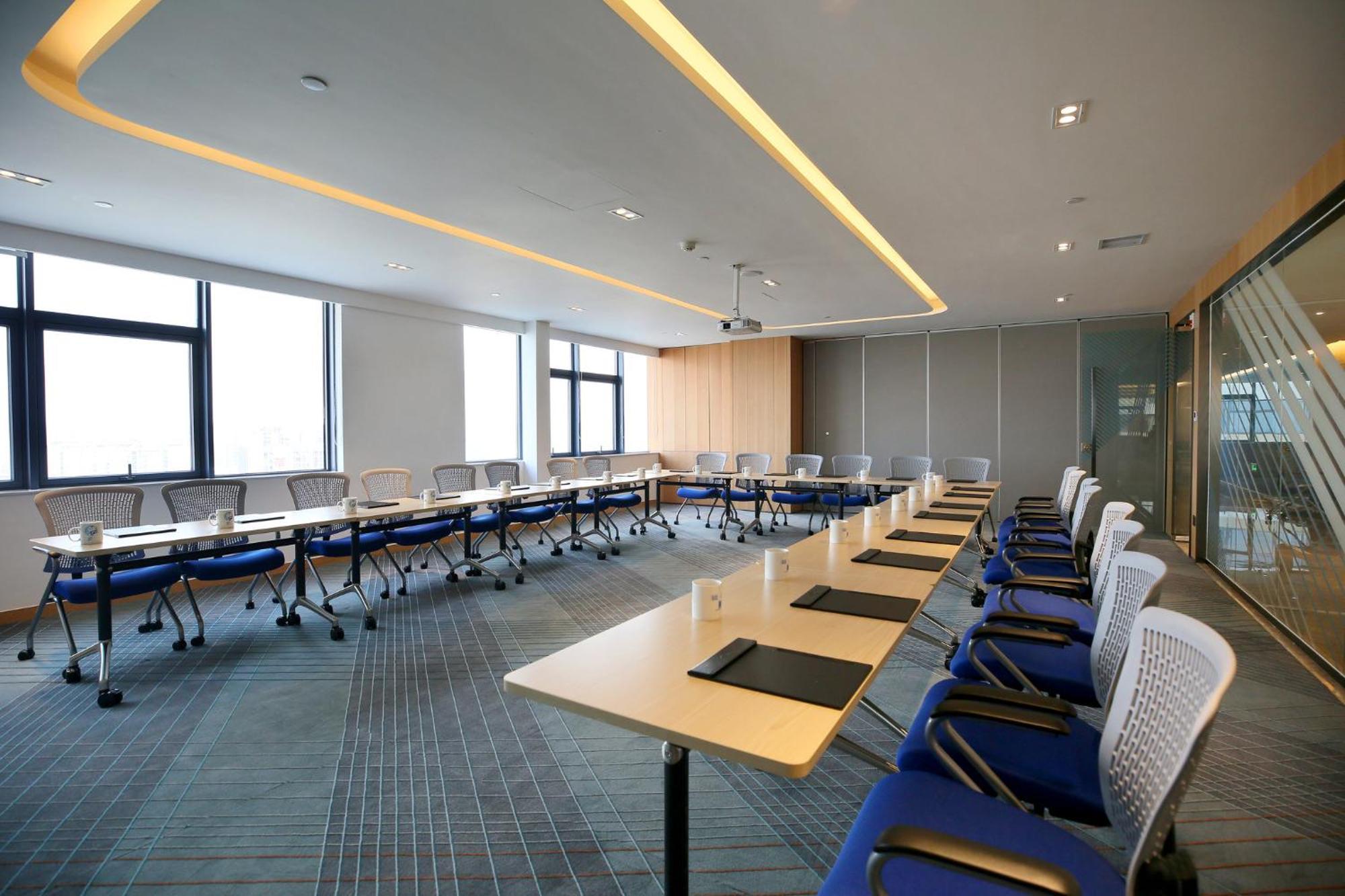 Holiday Inn Express Chengdu North Railway Station By Ihg - Near Panda Base, Near Chunxi Road Exterior photo