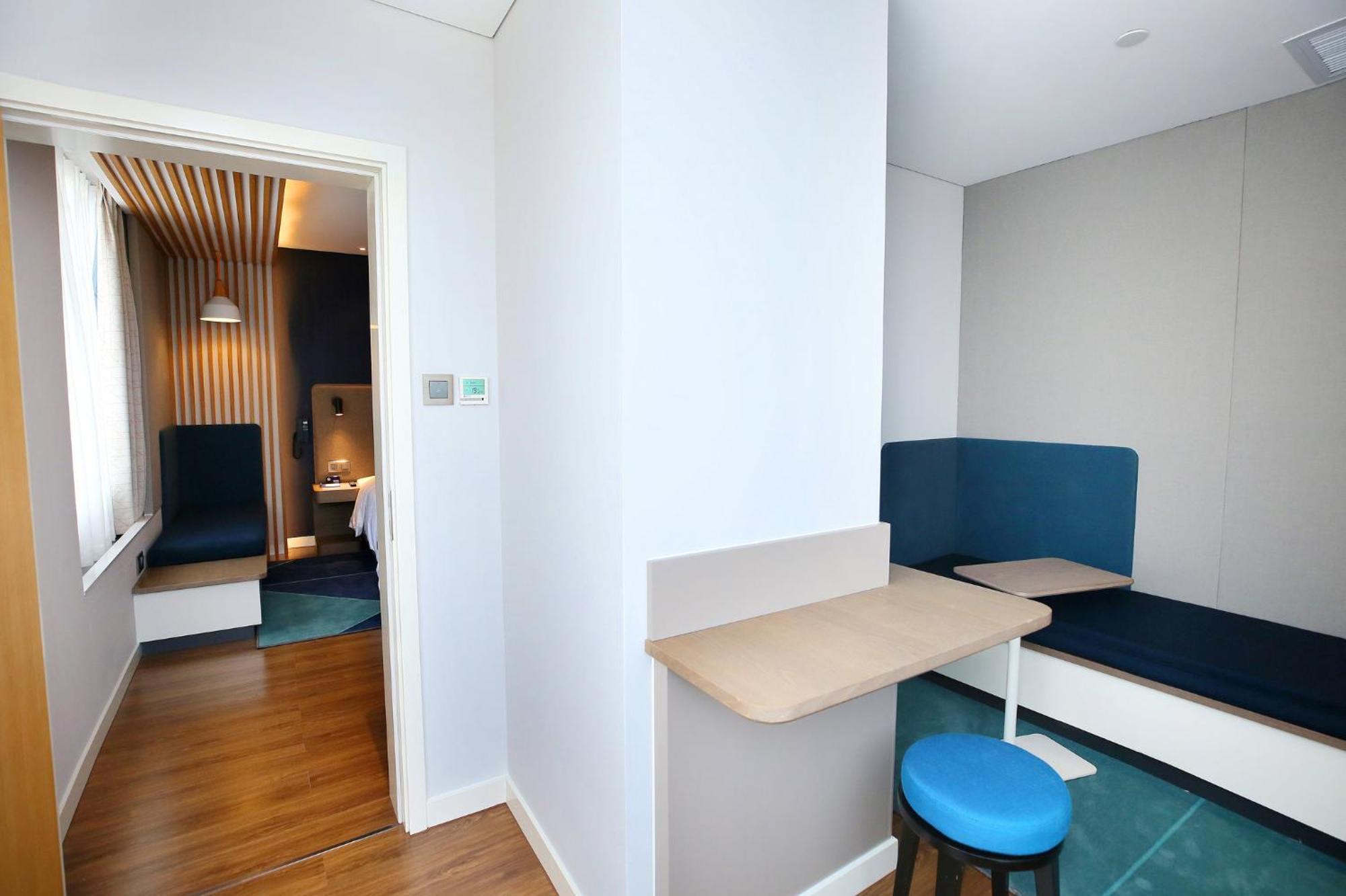 Holiday Inn Express Chengdu North Railway Station By Ihg - Near Panda Base, Near Chunxi Road Exterior photo