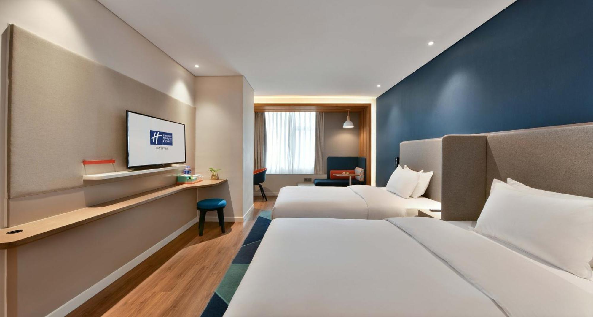 Holiday Inn Express Chengdu North Railway Station By Ihg - Near Panda Base, Near Chunxi Road Exterior photo